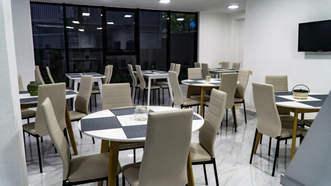 Hotel New House Kobuleti Extérieur photo