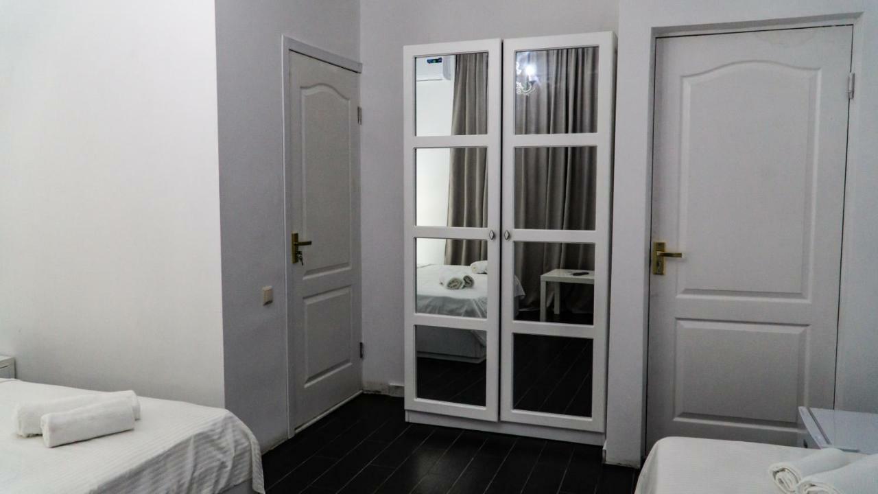 Hotel New House Kobuleti Extérieur photo